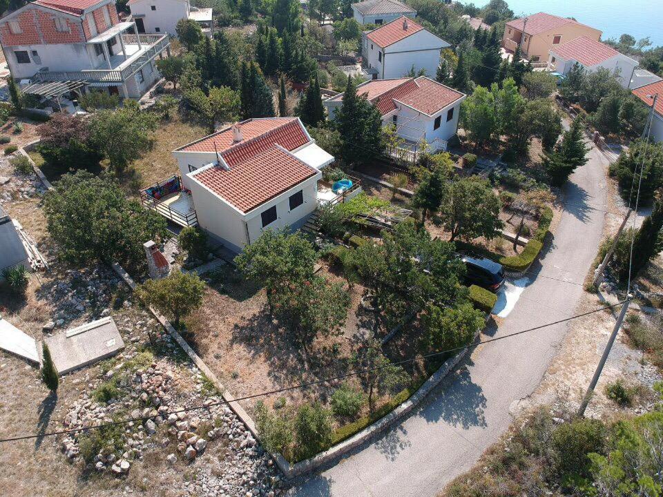 Beachfront House Nada - Happy Rentals คาร์โลบัก ภายนอก รูปภาพ